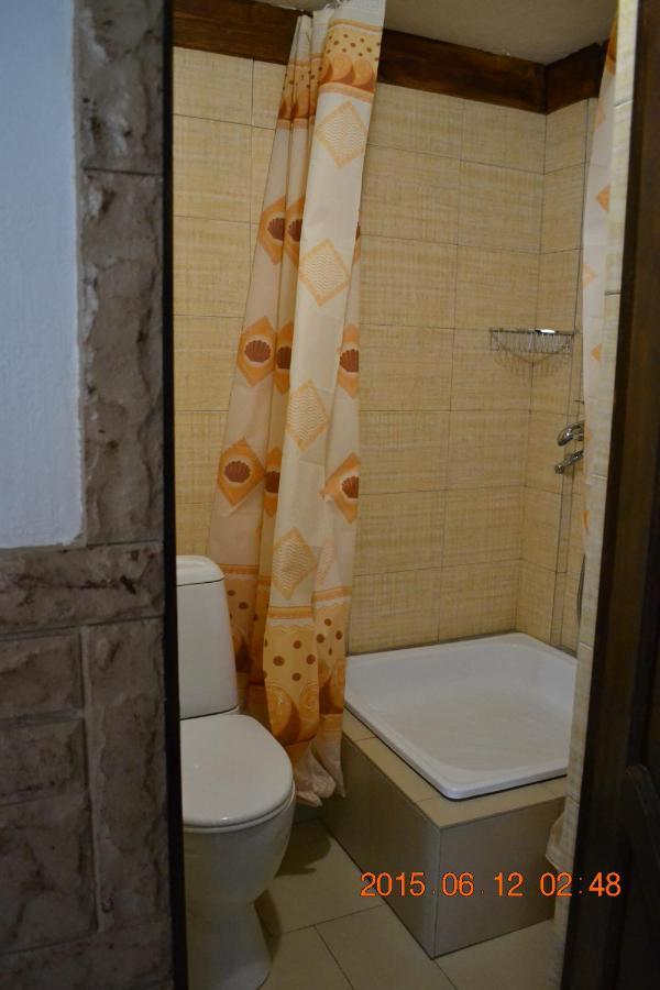 U Palycha Guest House Sukhumi Eksteriør bilde